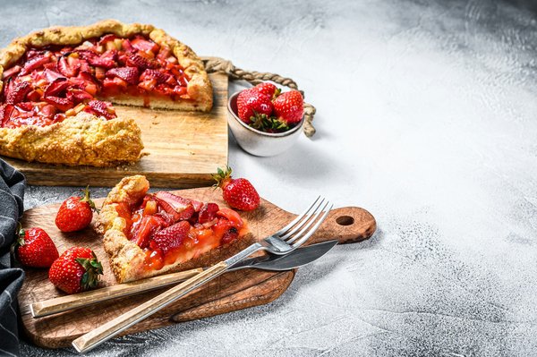 Comment faire des tartes fines aux légumes d'été et ricotta?