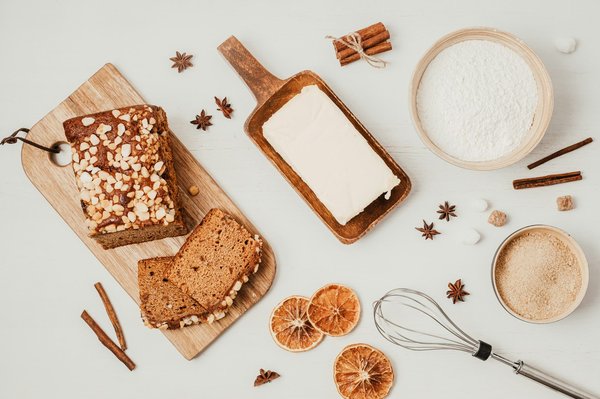 Quelle est la méthode pour réussir un pain d'épices aux fruits secs?